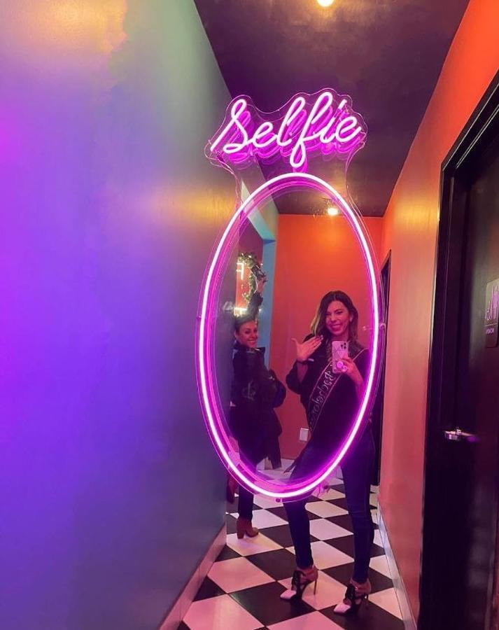 Bposhtels Houston Hostel ภายนอก รูปภาพ