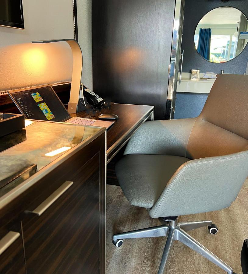 Bposhtels Houston Hostel ภายนอก รูปภาพ